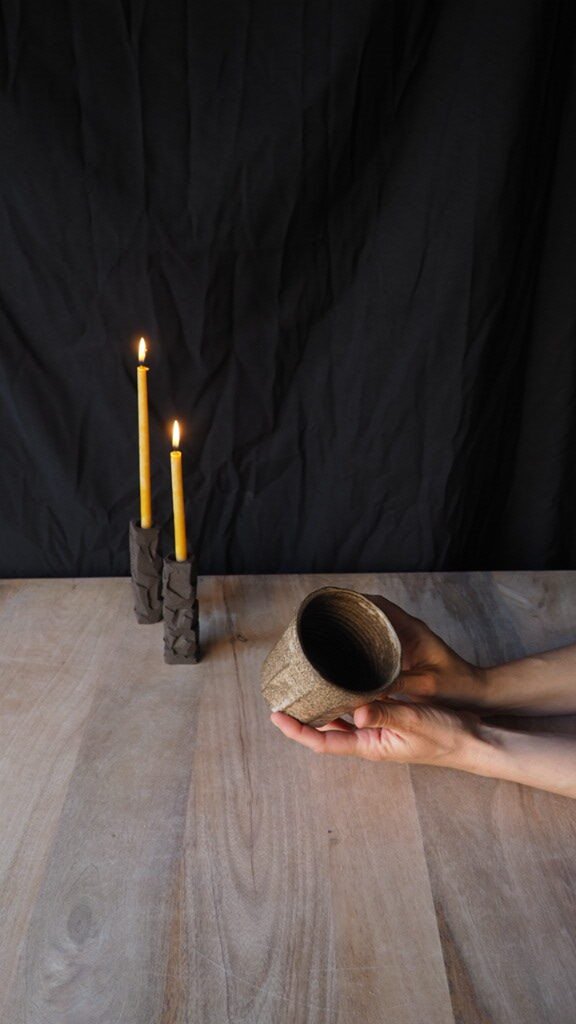 vaso negro facetado