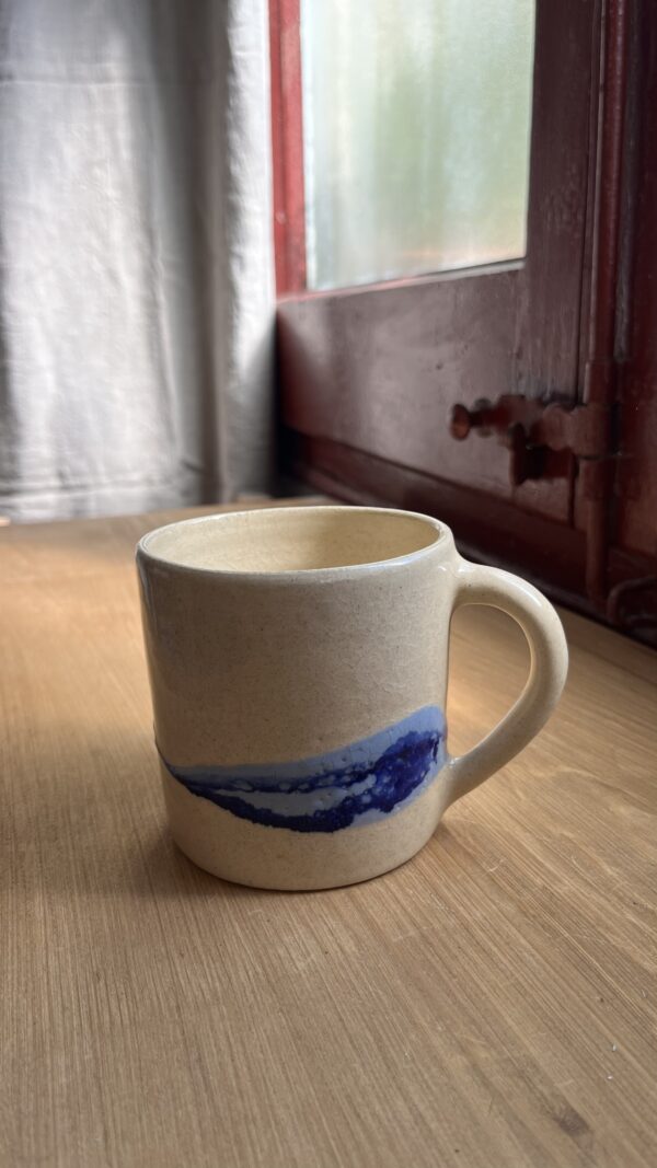 taza paisaje azul 1