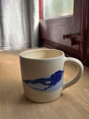 taza paisaje azul 3