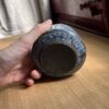 vaso azul oscuro