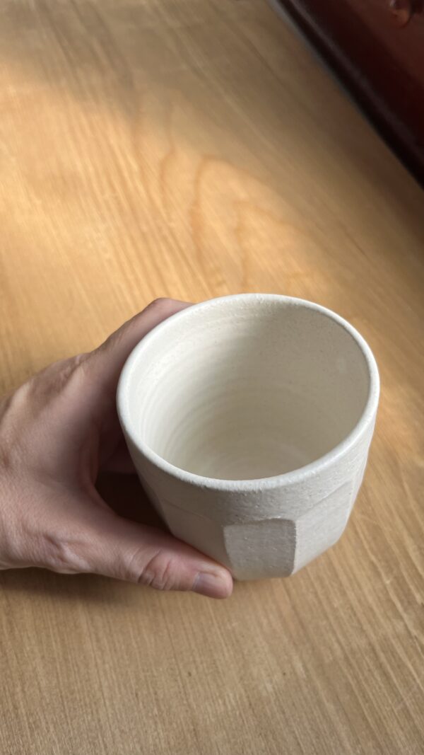 IMG_6698 vaso facetado blanco 3
